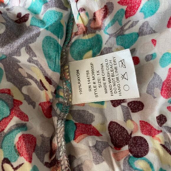 Chic Soul Womans Sleeveless Abstract Floral Top Blouse SZ‎ 1X Summer Beach Flowy - Picture 8 of 8